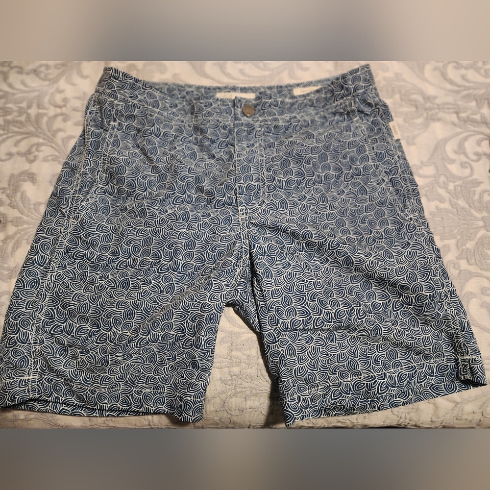 Onia swim trunks, Blue pattern, size 29